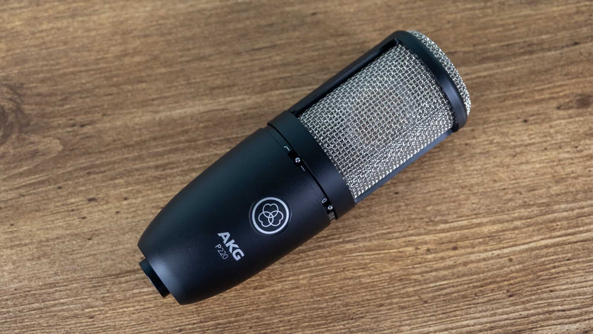 میکروفون akg p220